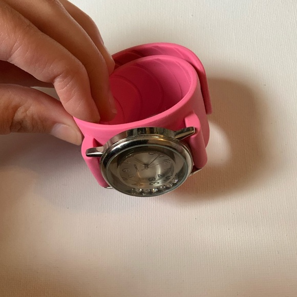 Pink Slap Watch - Picture 4 of 6